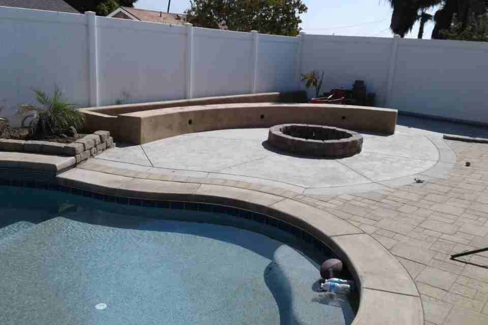 Ventura Concrete Patio & Fire Pit